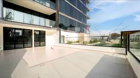 Canal View | Prime Location| Private Terrace
