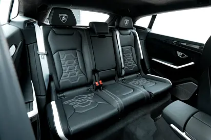 2025 Lamborghini URUS — миниатюра 18