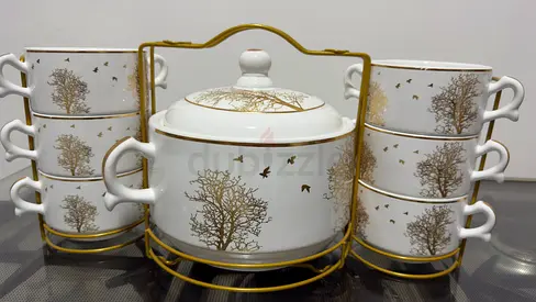 Elegant Porcelain Dinner Set with Gold Accents