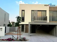 Corner Unit | Single Row | Close to Amenities