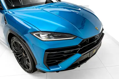 2025 Lamborghini URUS — фото 8