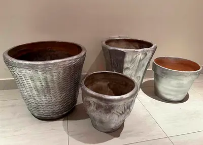 Set of 4 stunning rustic Decorative Planters