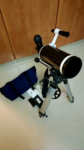 Sky Watcher Telescope 127mm Reflector + Refractor with added accessories