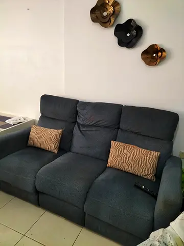 Home centre 3 seater recliner