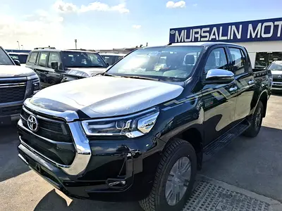 Toyota Hilux 2.4L 2025 AT DC Black Diesel