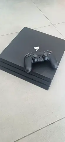 Playstation 4 Pro (PS4 Pro) 1TB