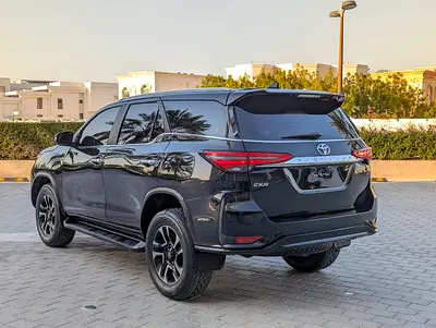 2018 Toyota FORTUNER 缩略图 13