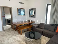 Signature Waterfront Apartment | Full-Width Ocean Panorama | Vacant &amp; Expansive | Resale