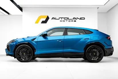 2025 Lamborghini URUS — фото 3