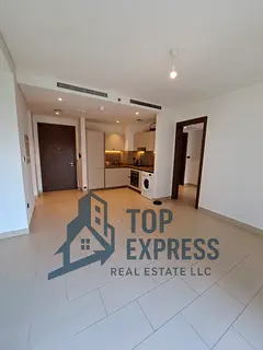 2 Bedroom |Unfurnished|Vacant|Pool and Villas View|