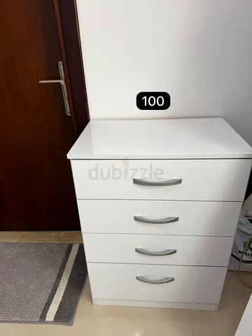 خزانة 4 ادراج