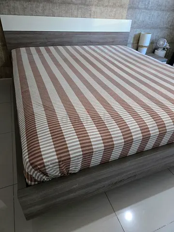 Bedroom set