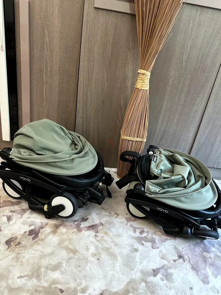 2 yoyo stroller in perfect condition65073405894402112