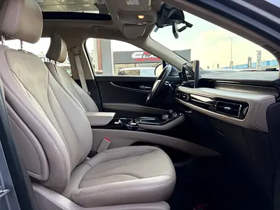 2023 Lincoln NAUTILUS 照片 9
