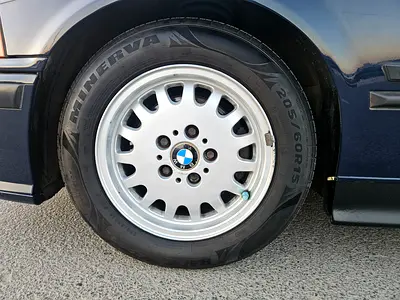 1994 BMW 3-SERIES 照片 11