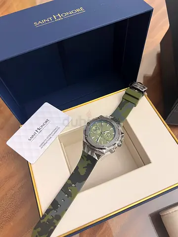 saint honore watch