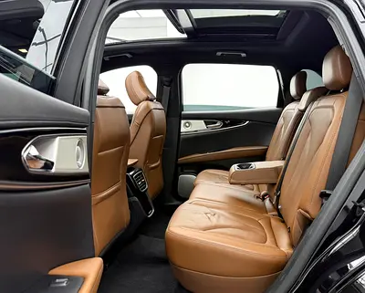 2022 Lincoln NAUTILUS 照片 16