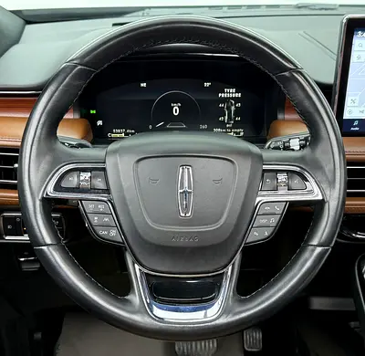 2022 Lincoln NAUTILUS 照片 7