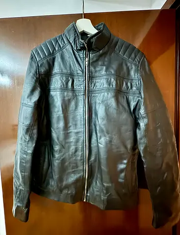 Stylish Black Leather Jacket for Sale