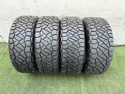 37x12.50 R22 Nitto Ridge Grappler