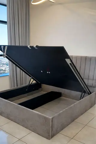 Brand new Queen size bed Hydraulic storage bed hydraulic bed queen bed double bed family bed