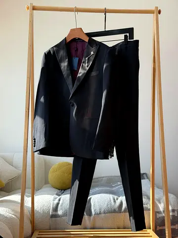 Louis vuitton Men’s Suit for Formal Occasions