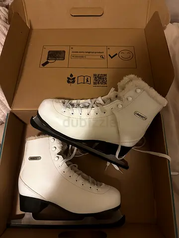 Skate figure shoes