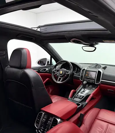 2016 Porsche CAYENNE — миниатюра 12