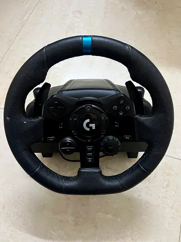 Logitech G923 Racing Wheel for PS4,PS5 and PC