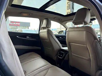 2023 Lincoln NAUTILUS 照片 12