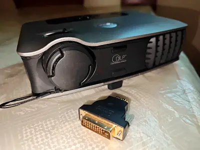 Compact Dell DLP Projector with Accessories