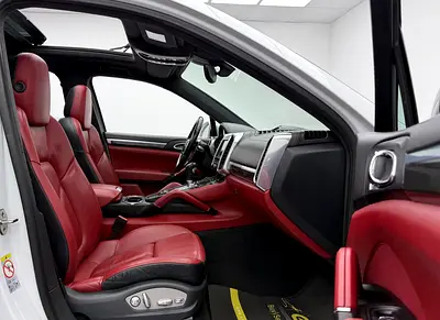 2016 Porsche CAYENNE — миниатюра 9