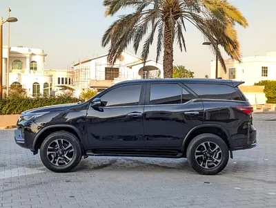 2018 Toyota FORTUNER 缩略图 14
