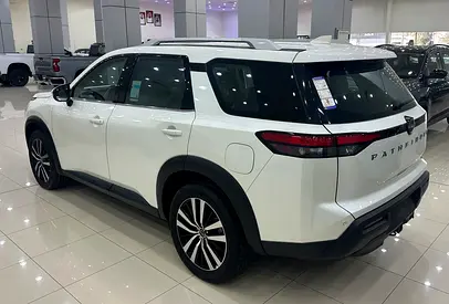 Nissan Pathfinder SV, миниатюра 7