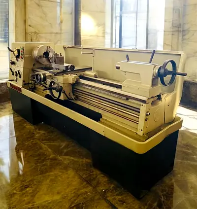 Heavy-Duty COLCHESTER MASCOT 1600 Lathe Machine for Precision Machining