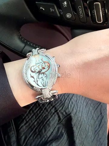 Elegant Womens Watch with Unique Design