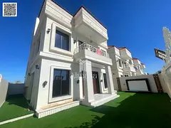 For lovers of luxury, sophistication, and refined taste: a villa with high-end finishes for sale.