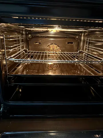 Well-Maintained Oven Ready for Your Kitchen