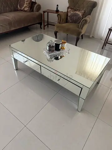 Mirrored Coffee Table with Drawers – Like New