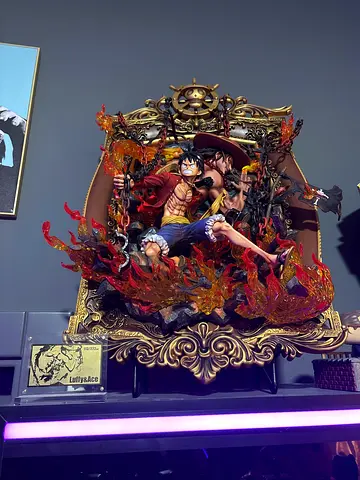 Incredible One Piece Figure with Fiery Effects