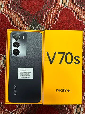 Brand New Realme V70s – 5G Smartphone