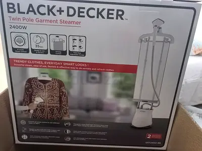 Black+Decker Twin Pole Garment Steamer - 2400W brand new ，never take out