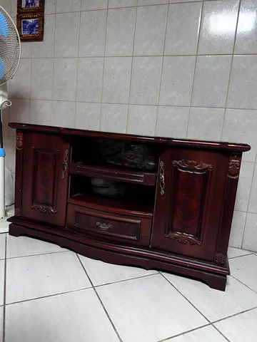 Wooden Tv Cabinet/ table