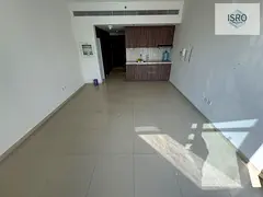 Studio||gym,poll,parking||closed to the mall.