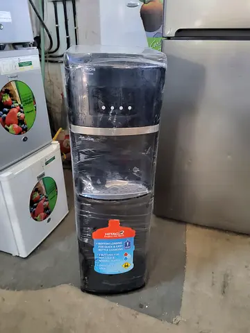 Bottom load water dispenser