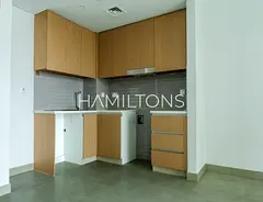 10 mins to Dubai | Ready to Move | Vacant | Resale