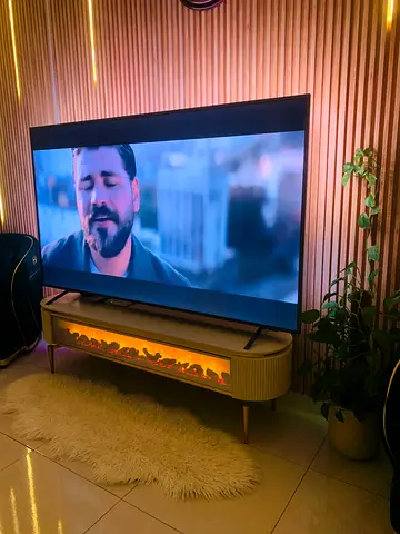 فيليبس تلفزيون 86 بوصة 4 كيه الترا اتش دي LED اندرويد مع اضاءة امبيلايت 3 جوانب - 86PUT8265