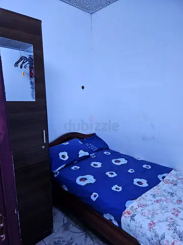 Executive partition for rent in Abu Hail near  Habib Bakery