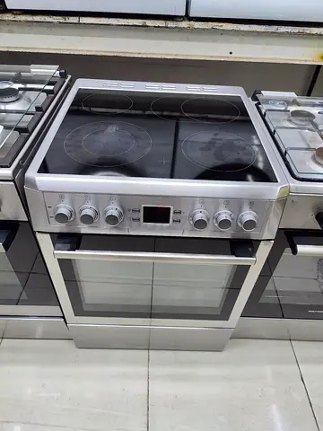 Blomberg electric ceramic 4 hobs stove oven fan cooking range 60x60 JD sale