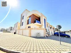 A villa with high-end finishes and a smart layout that achieves maximum privacy.